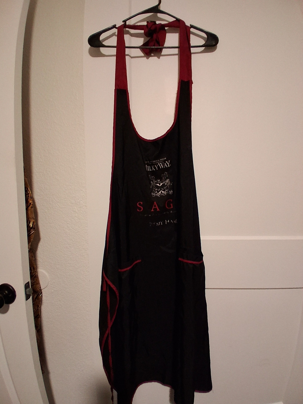 Unbranded Women's Black & Burgundy Salon Apron-Style Cover